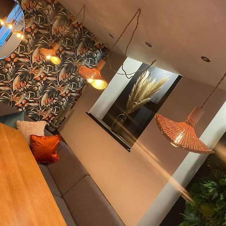 Hotel The Bear On The Square Millom Esterno foto