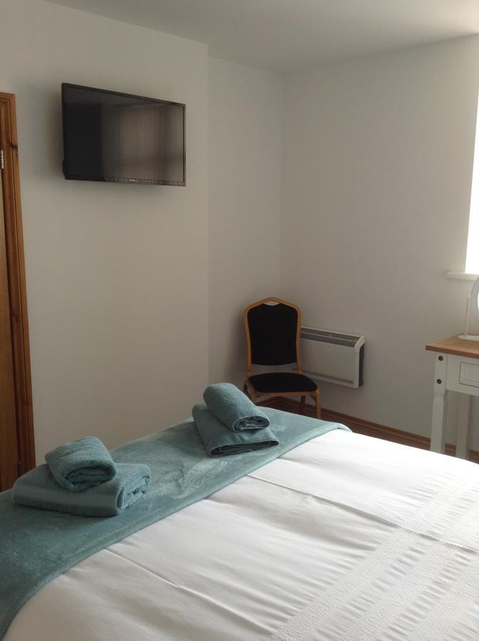 Hotel The Bear On The Square Millom Esterno foto