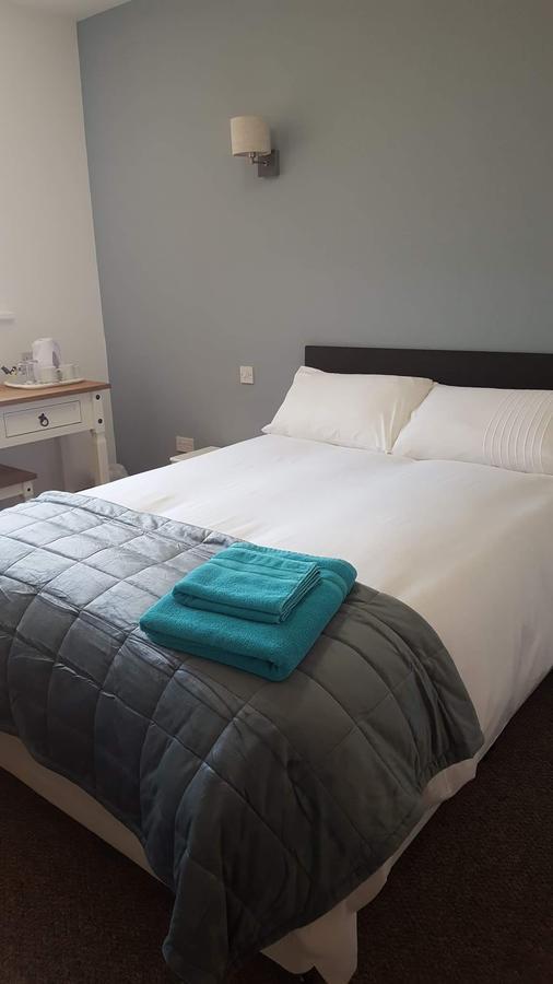 Hotel The Bear On The Square Millom Esterno foto