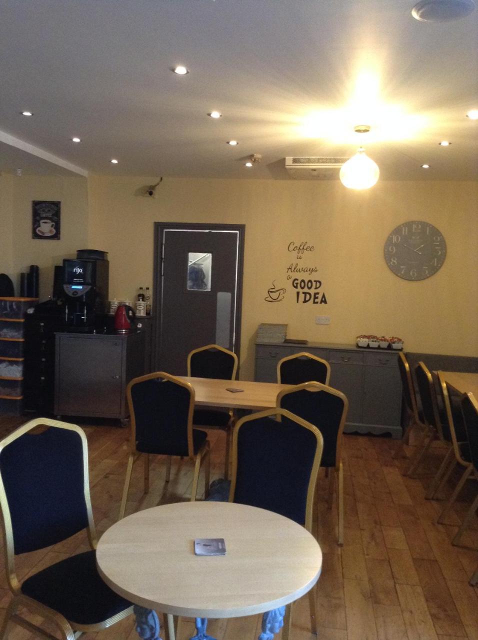 Hotel The Bear On The Square Millom Esterno foto